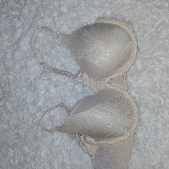 Maidenform 38D Bra - Picture 1 of 3